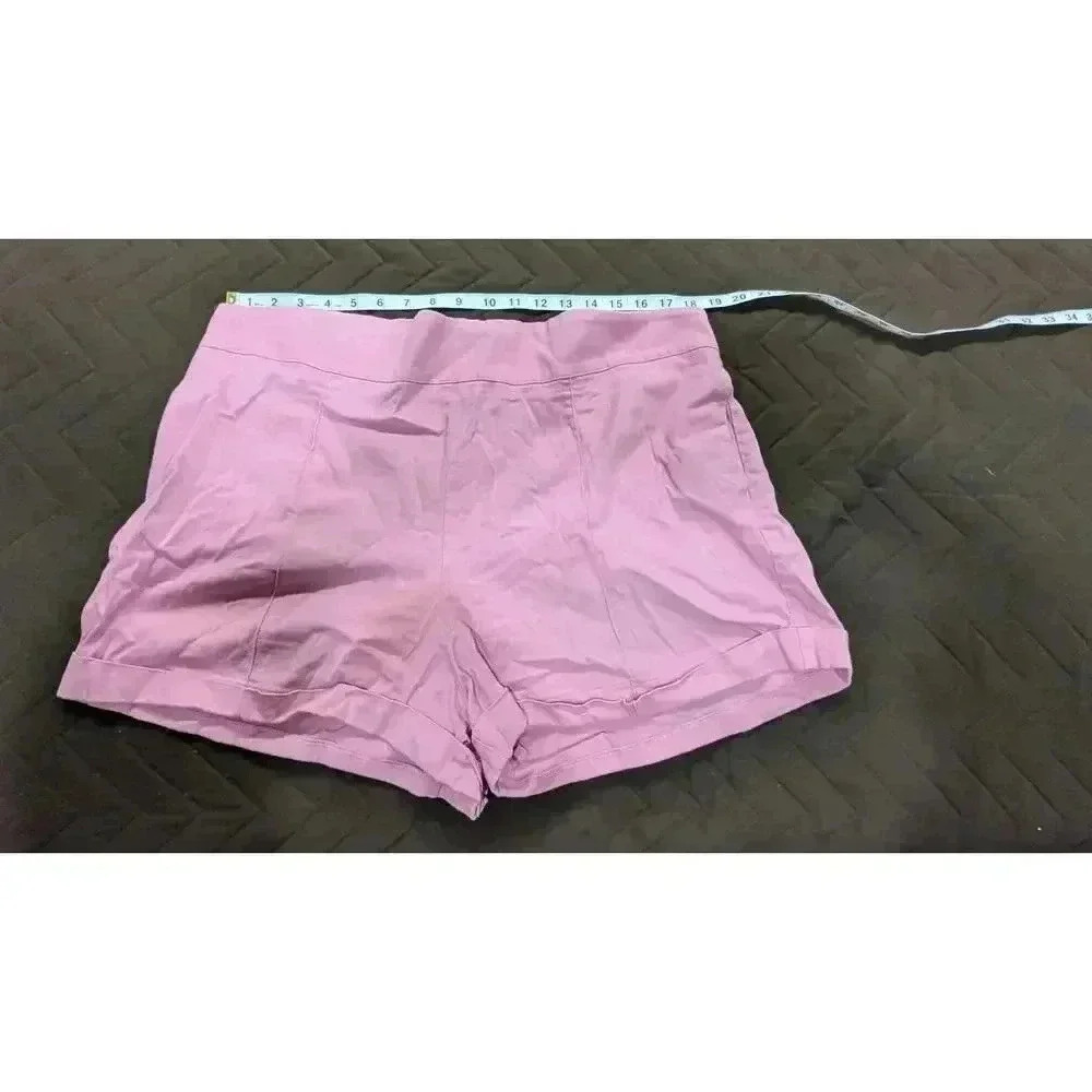 Women's Pink pinup style shorts, Laura Byrnes California, size 4x good condition